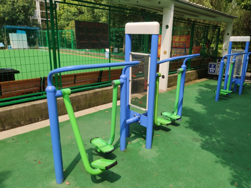 雙立柱太空漫步器