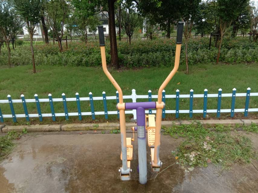 橢圓漫步機(jī)