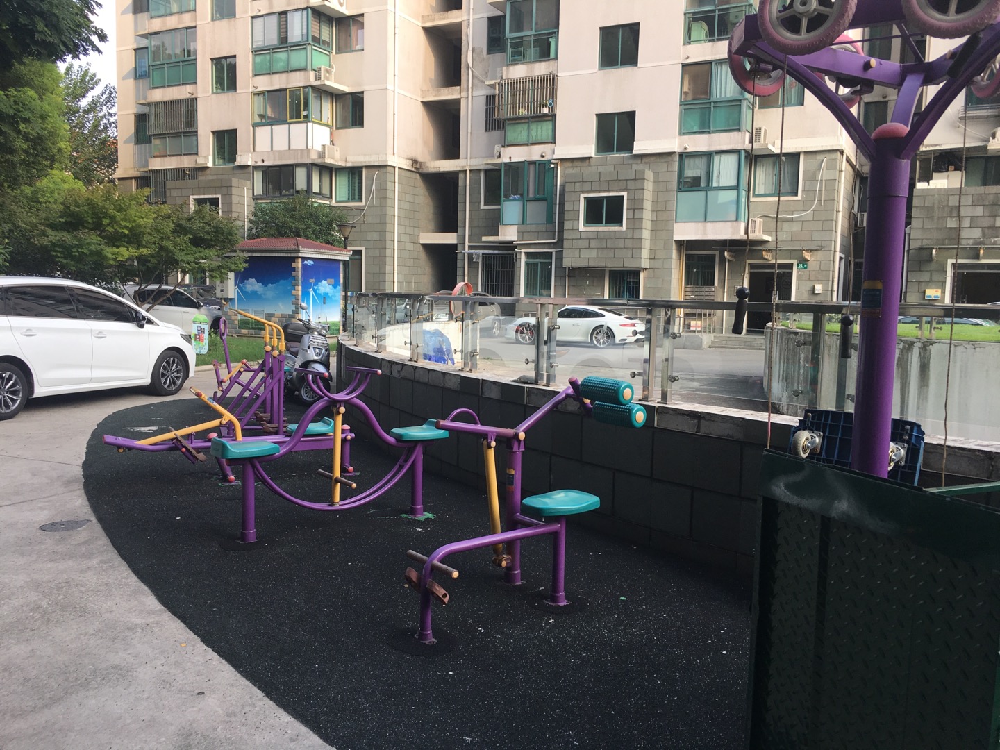 虹華苑凱迪華光健身苑點(diǎn)