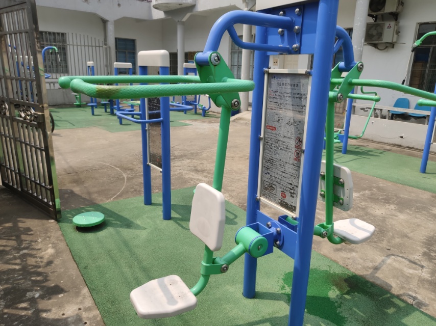 雙立柱拉力訓(xùn)練器