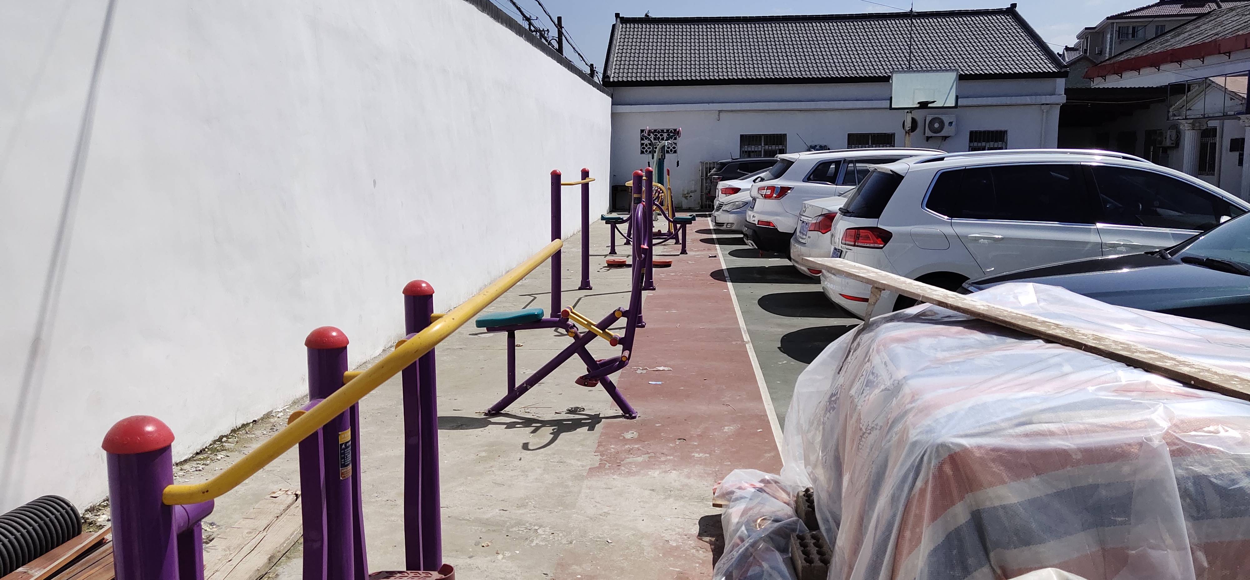 束里橋村健身點(diǎn)