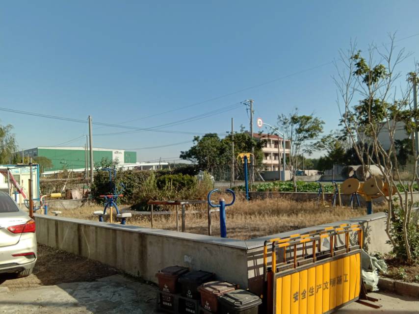 紅星村5組316號(hào)前健身路徑