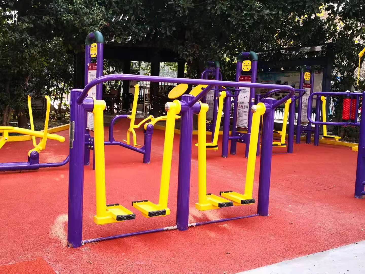 豐二社區(qū)健身苑點（3）