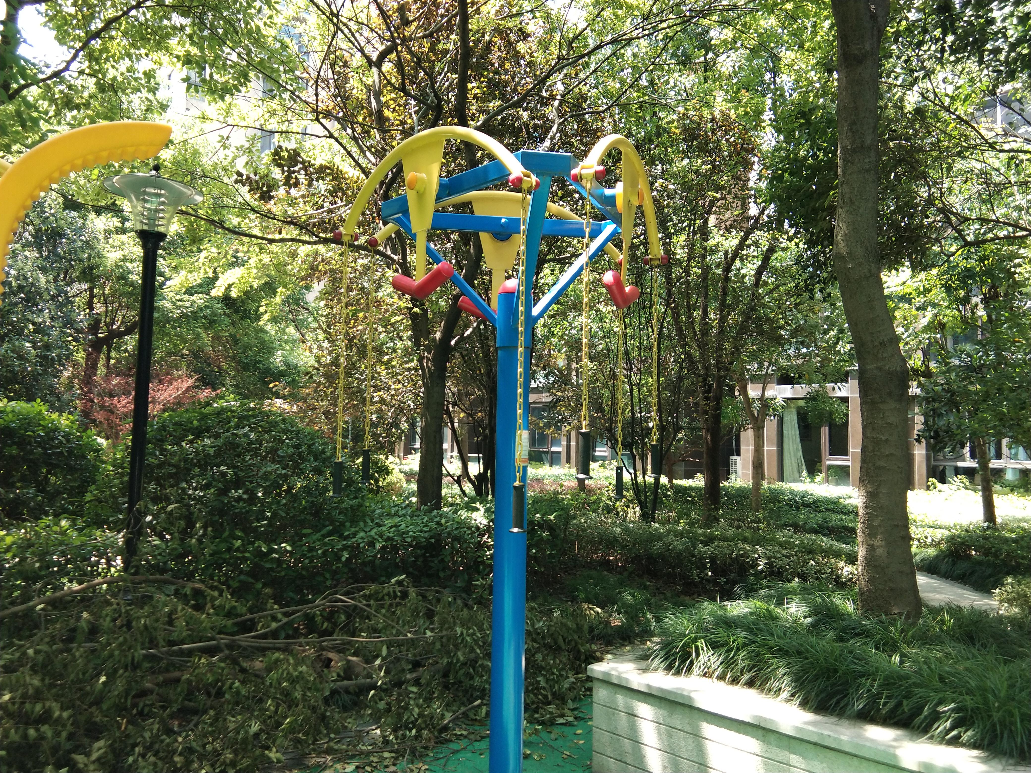 三人上肢牽引器