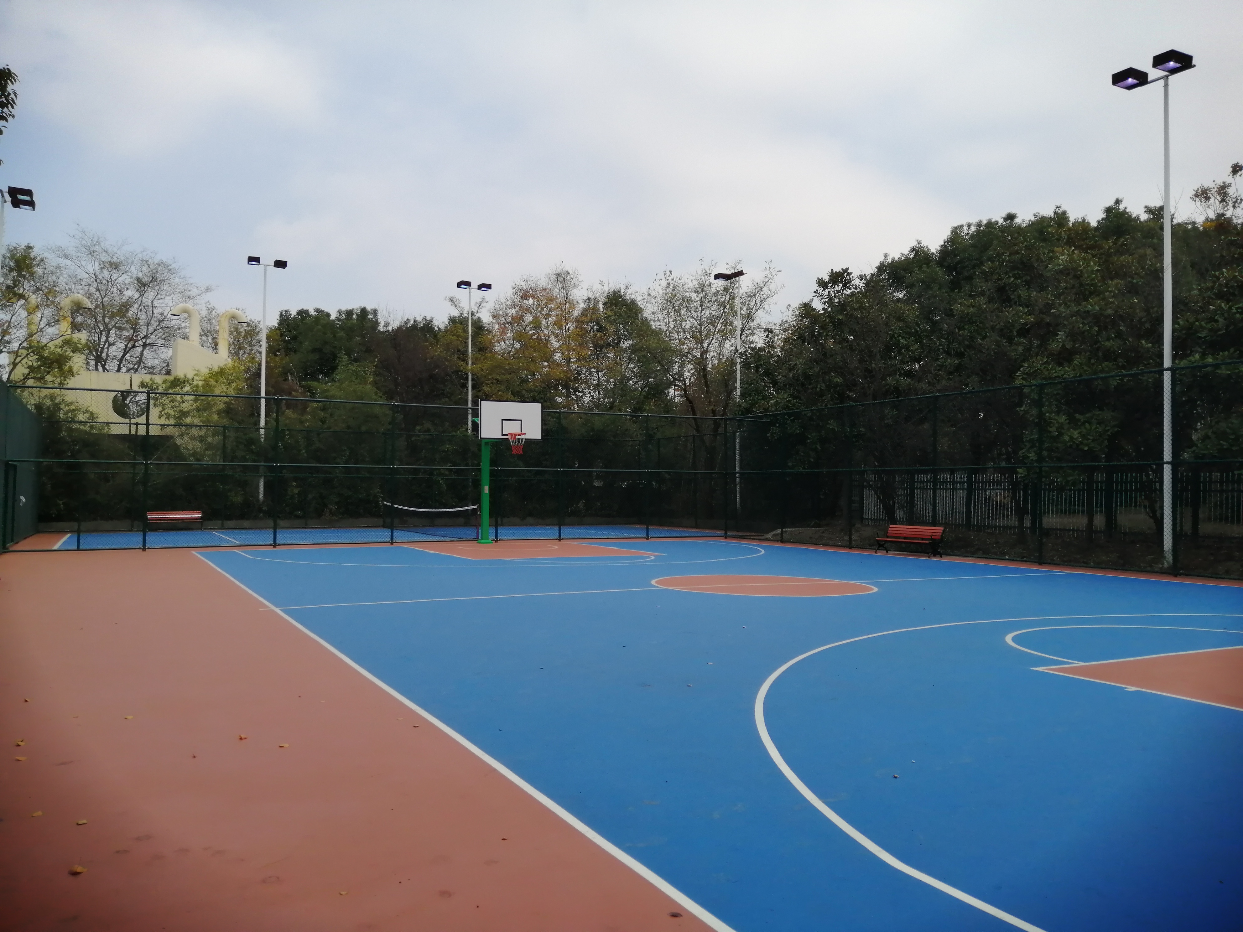 閔行區(qū)顓橋鎮(zhèn)金銘文博水景多功能球場