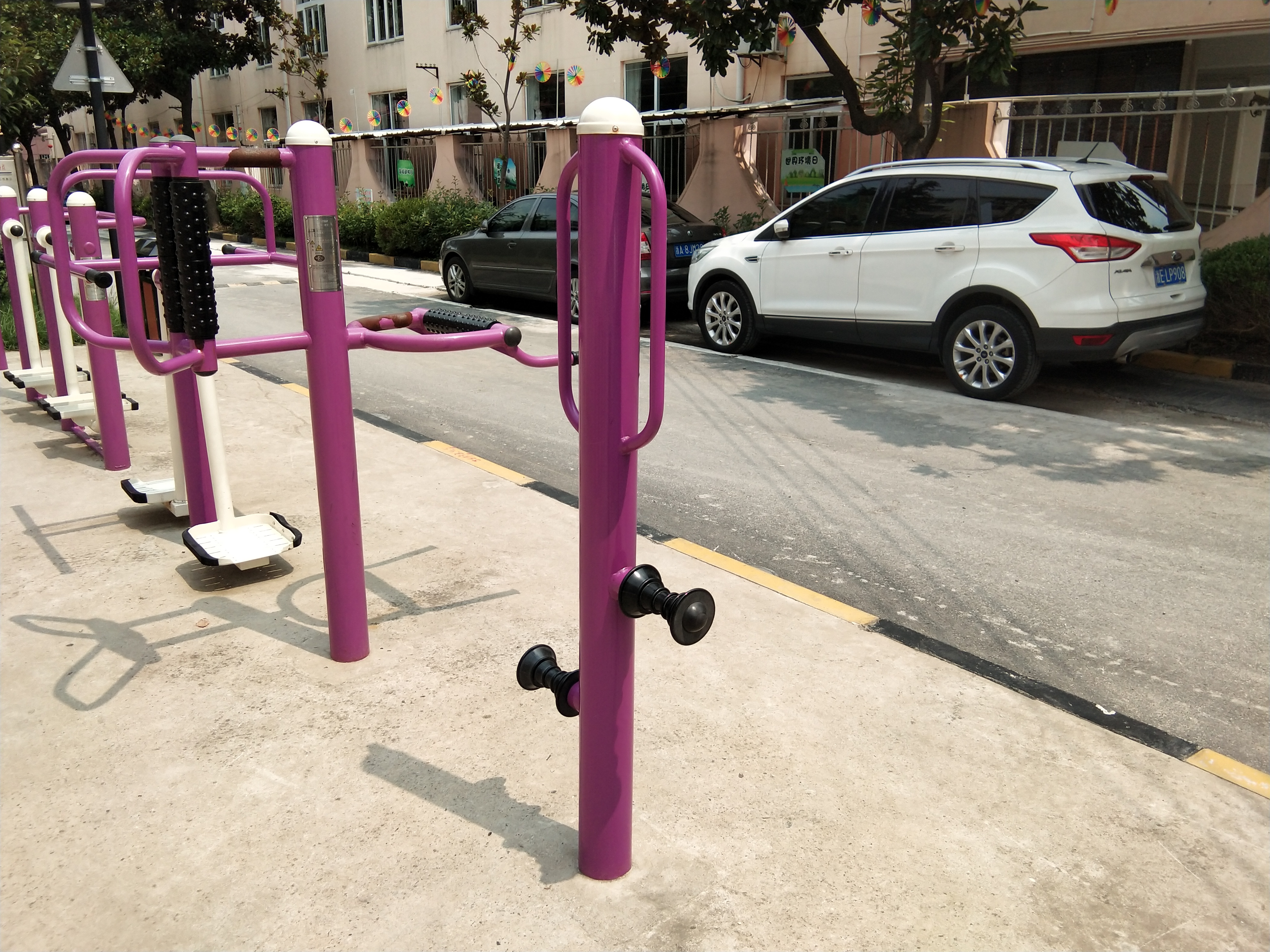 腿部按摩訓(xùn)練器