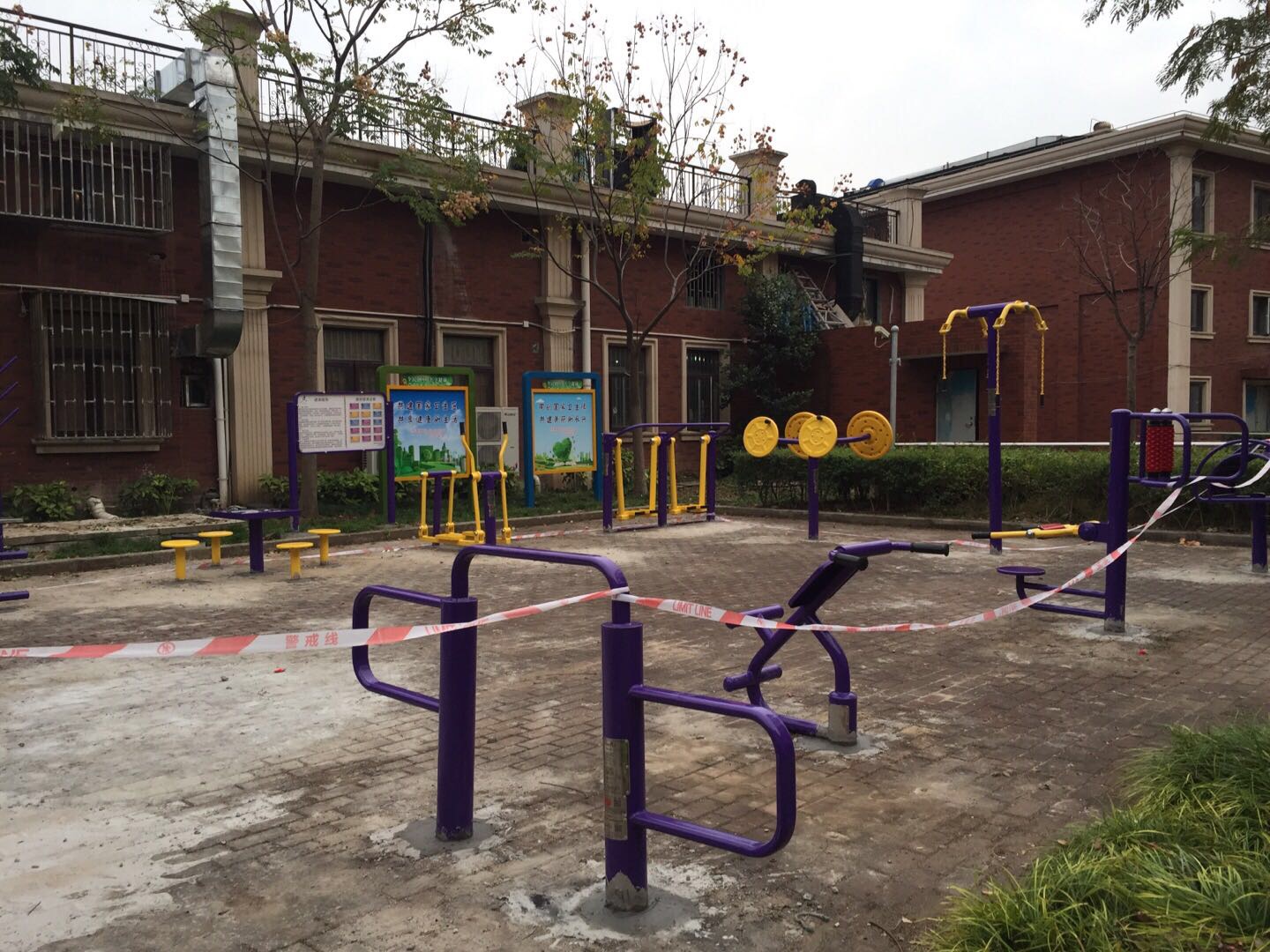 濱江苑健身點(diǎn)