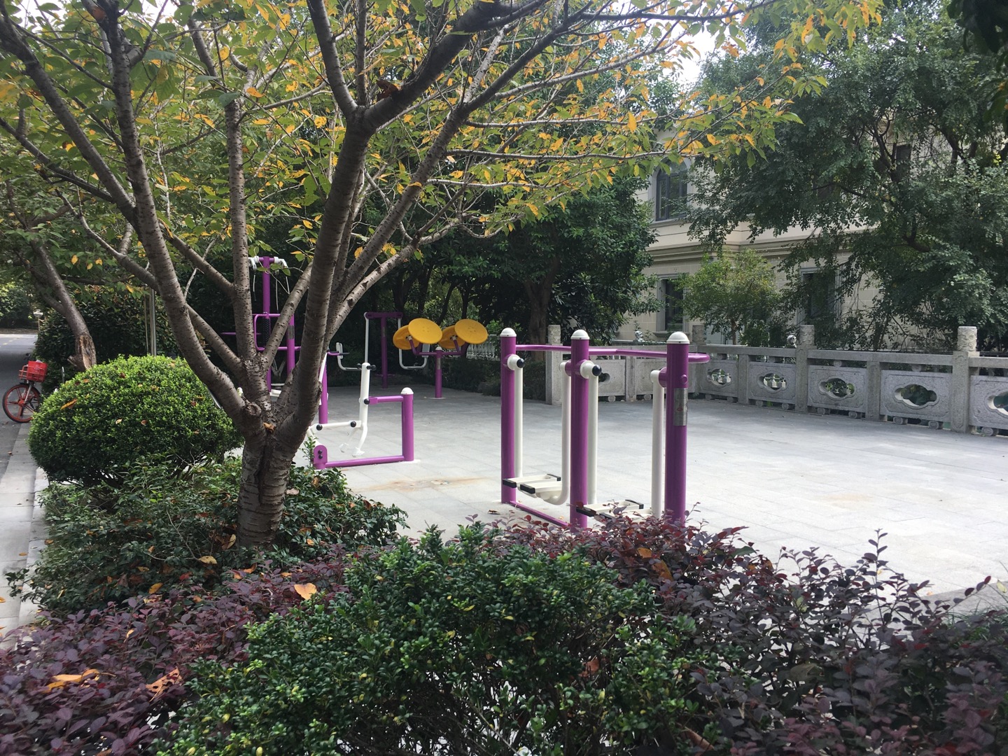 景園居委健身點(diǎn)