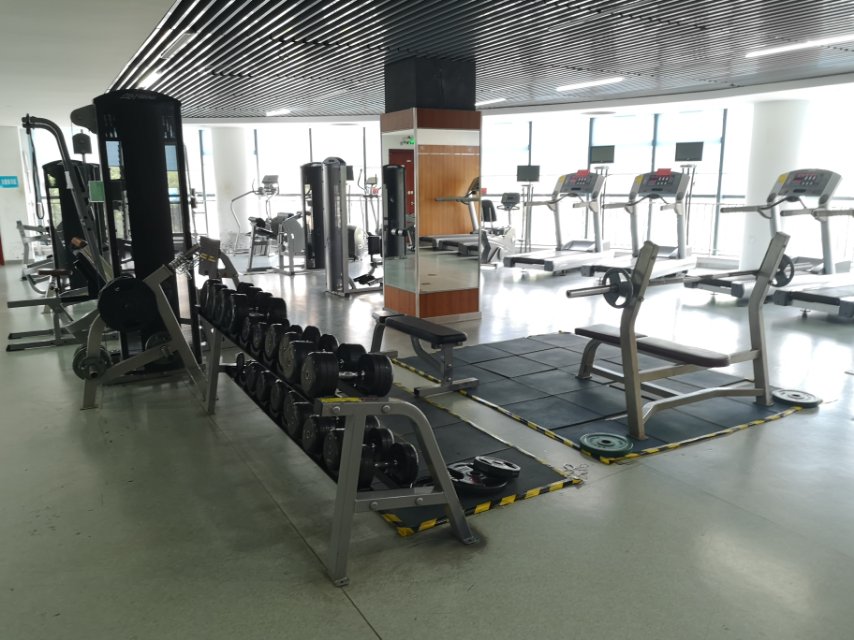 梅隴鎮(zhèn)百姓健身房