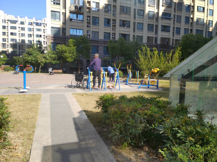 浦東新區(qū)高東鎮(zhèn)樓夏景園居民委員會(huì)健身苑點(diǎn)3