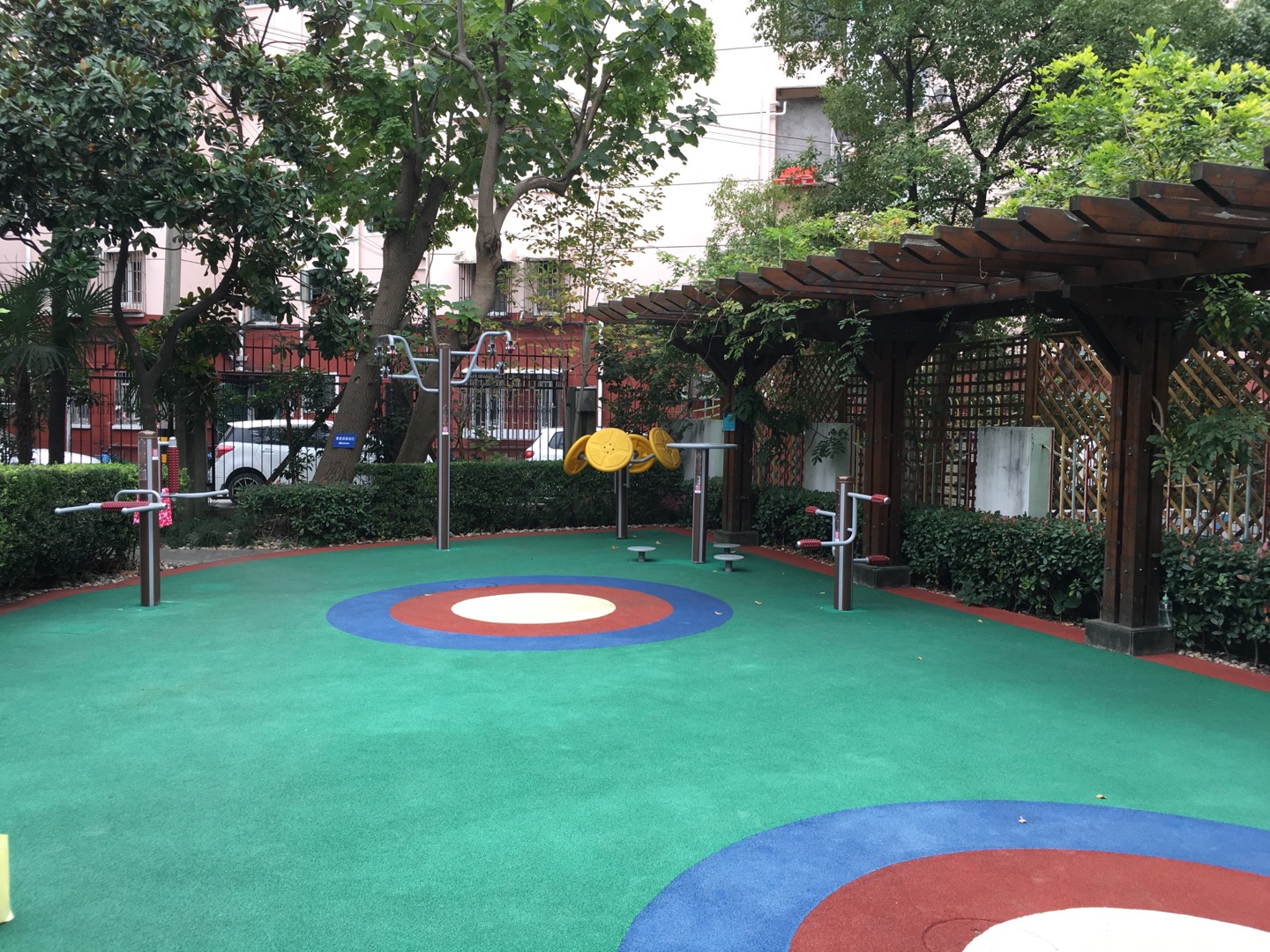 延長小區(qū)市民益智健身苑點