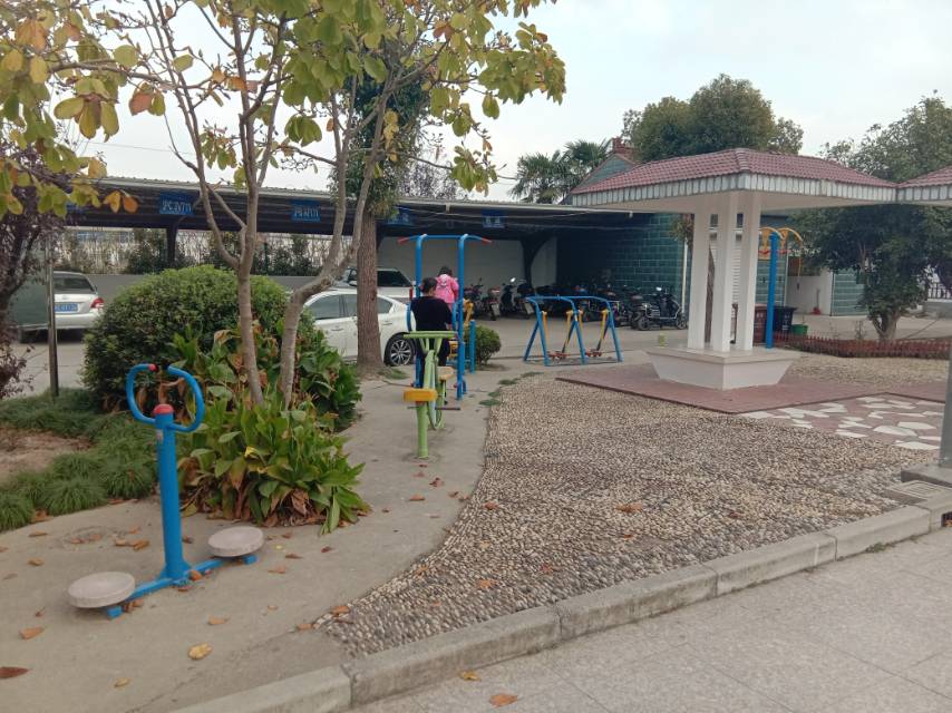 新春村健身點(diǎn)