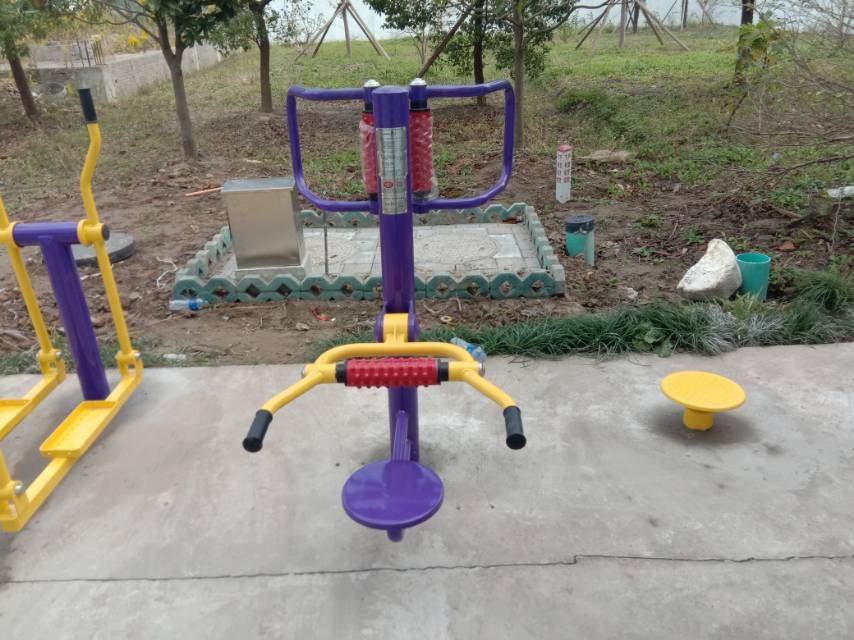 腰背按摩器 腰背按摩器