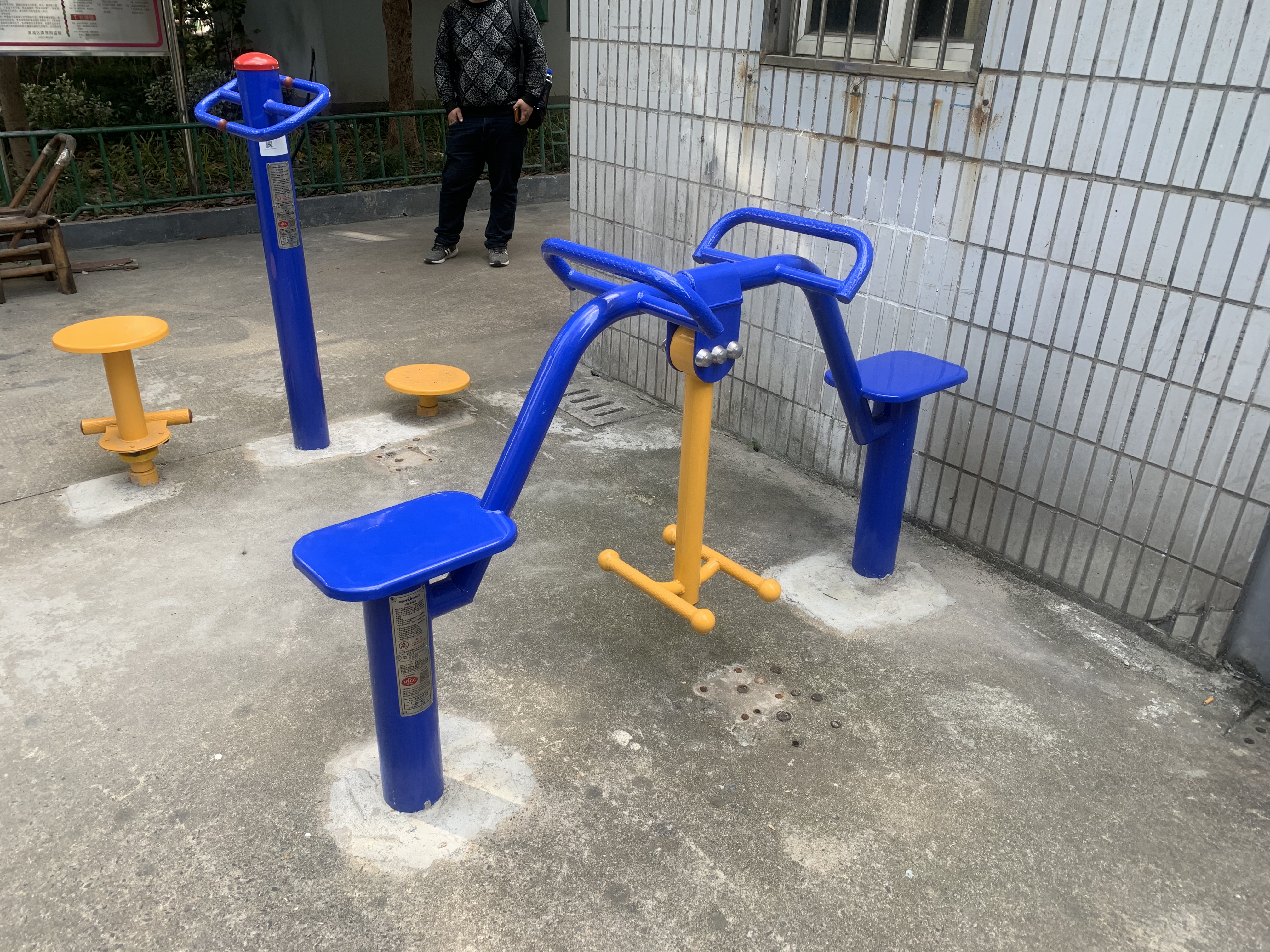 下肢康復(fù)器