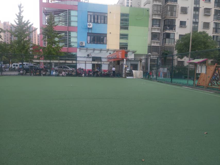 百合苑公共運(yùn)動(dòng)場(chǎng)