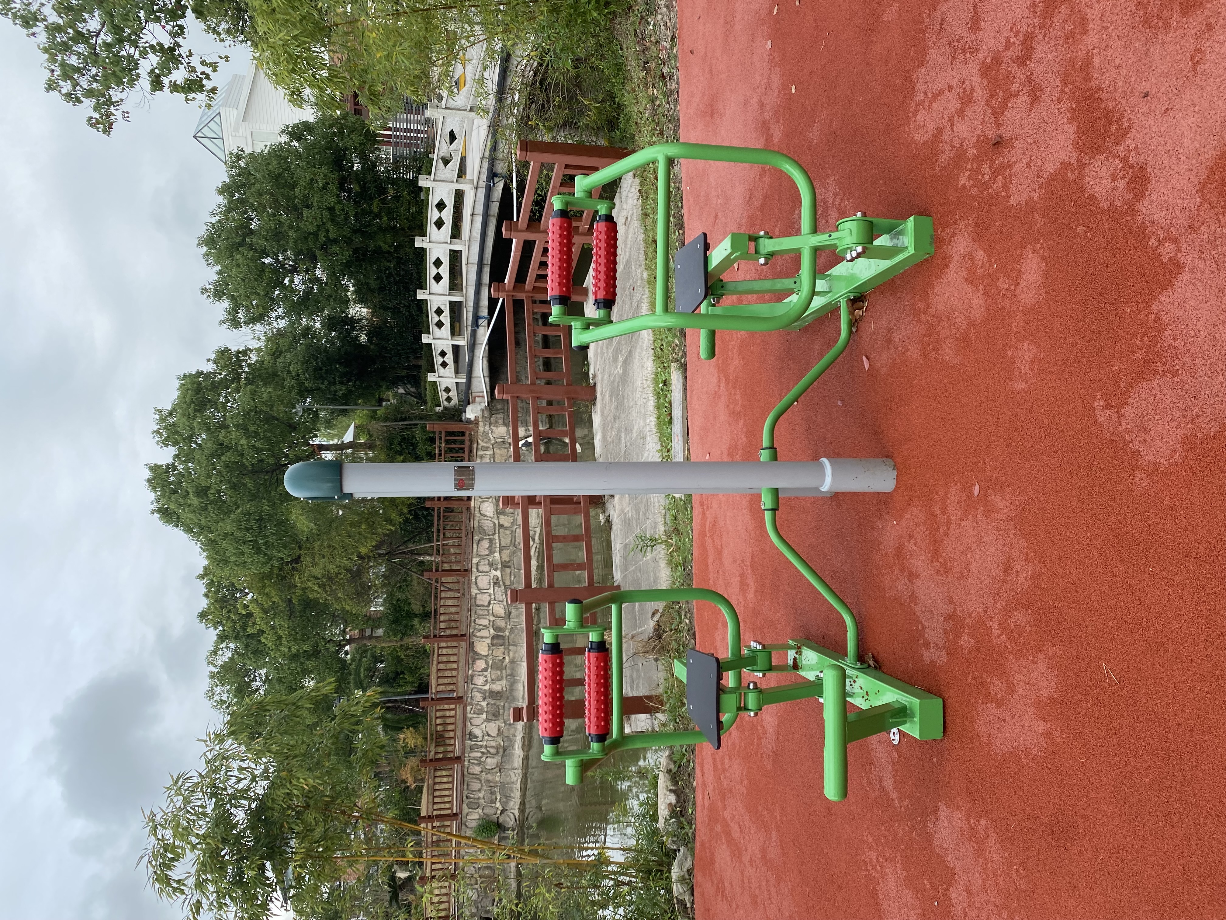 雙位背部訓練器 雙位背部訓練器