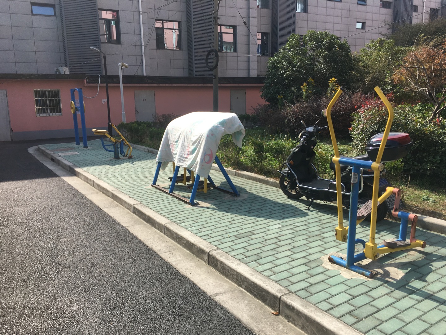 慶華居委231弄健身點