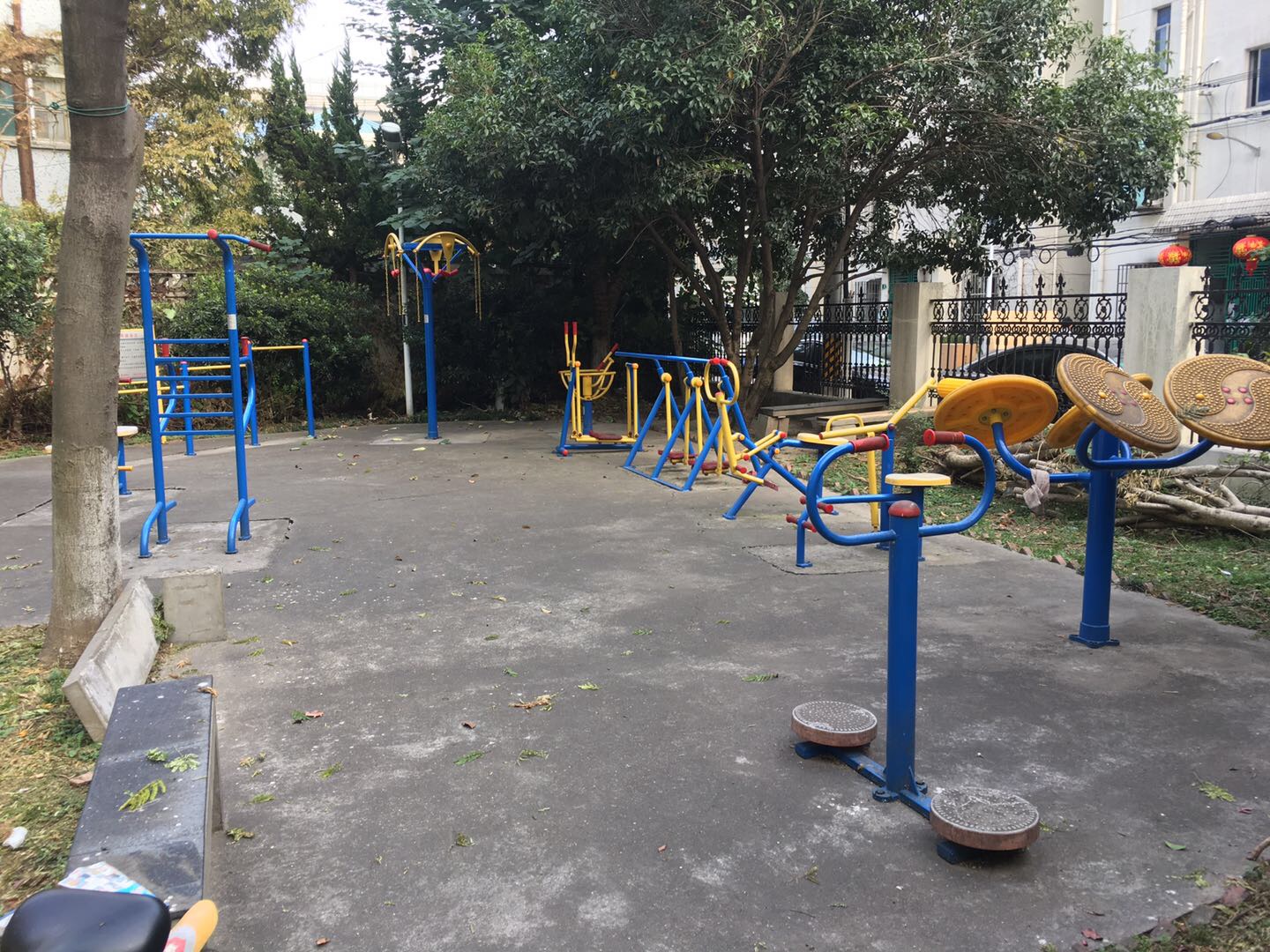 金臺(tái)三居金橋路1500弄健身苑