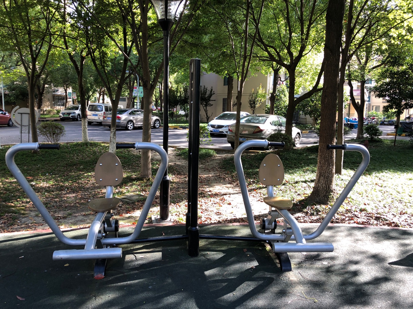 自重式劃船訓(xùn)練器 自重式劃船訓(xùn)練器