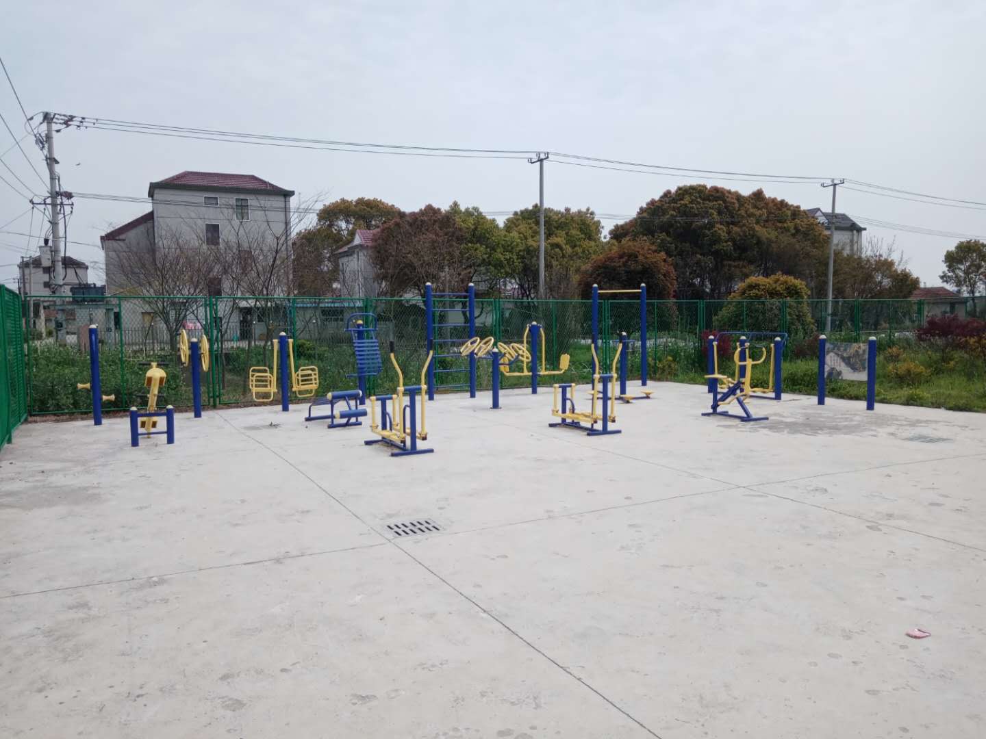 侯南村健身點(diǎn)2