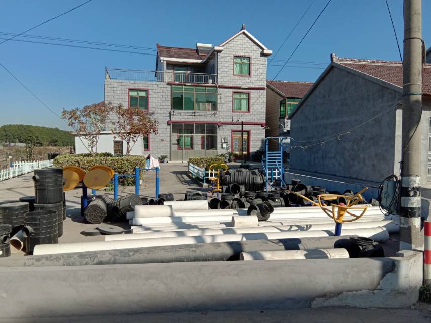 紅星村1組108號(hào)，133號(hào)前健身路徑