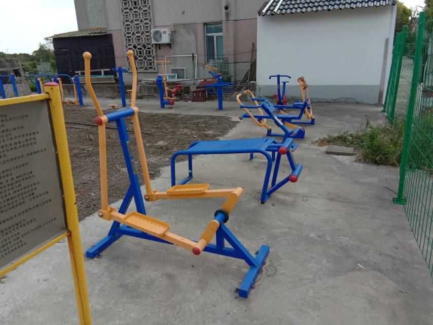 阜康村健身點2