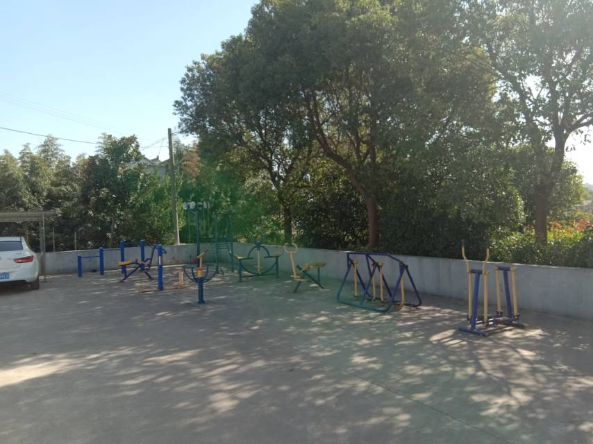 立新村20組葉橋612號(hào)東老年活動(dòng)室健身路徑