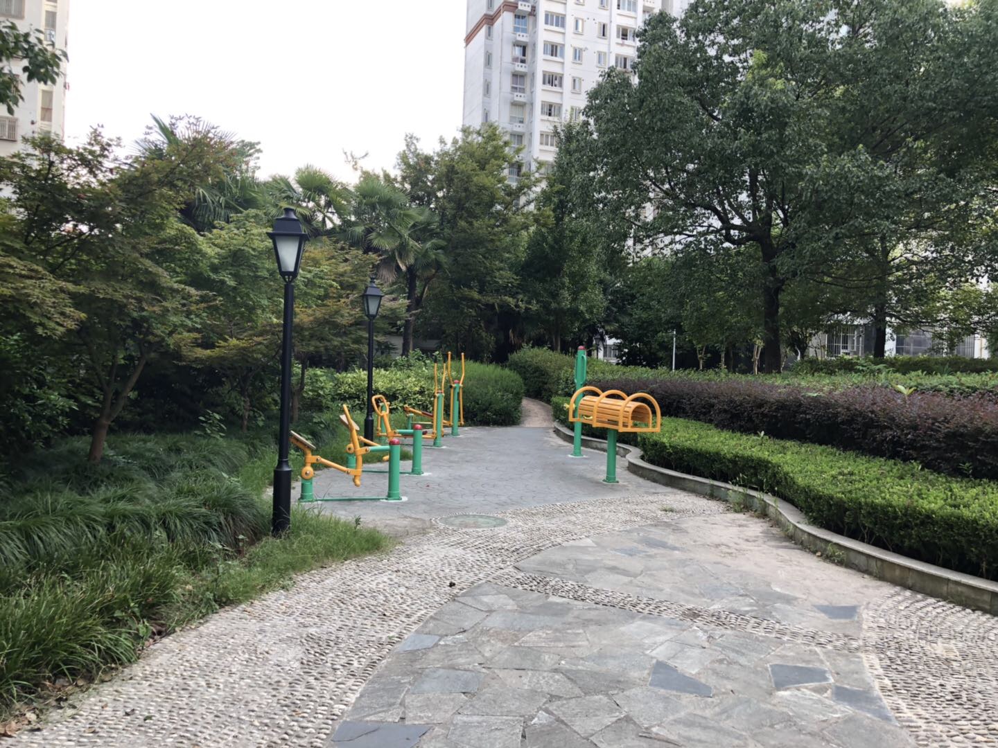 夏朵園居委A健身苑點(diǎn)