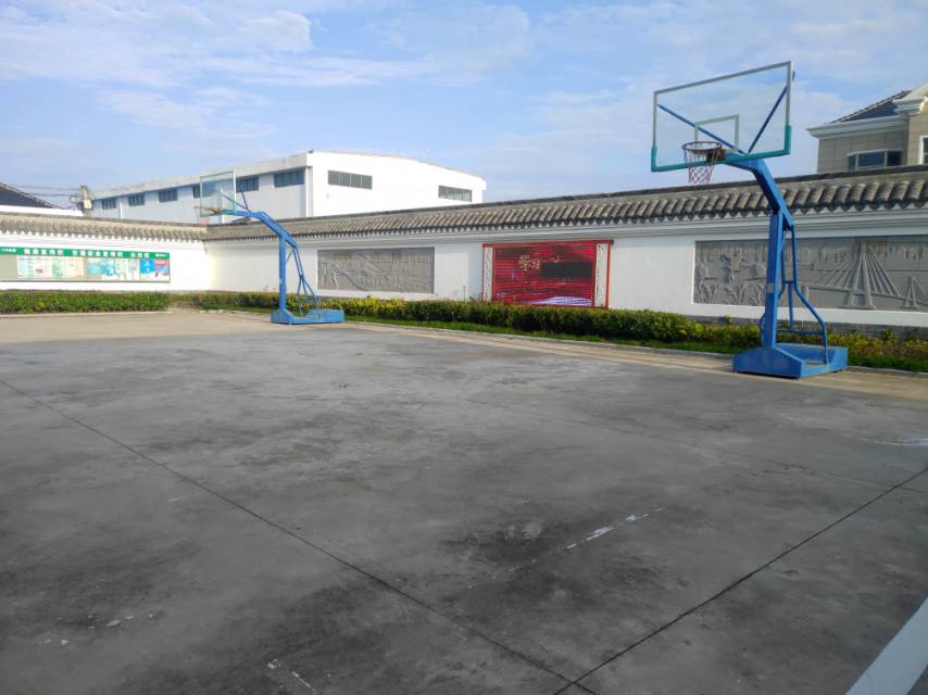 運(yùn)南村燈光籃球場(chǎng)