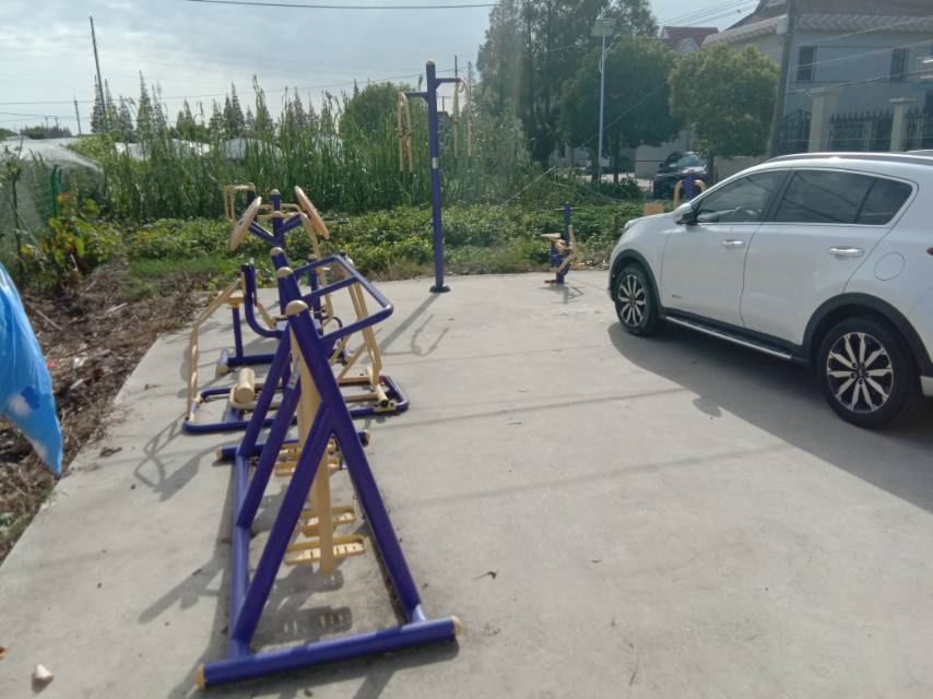 堡鎮(zhèn)小漾村漾東9隊(duì)健身點(diǎn)