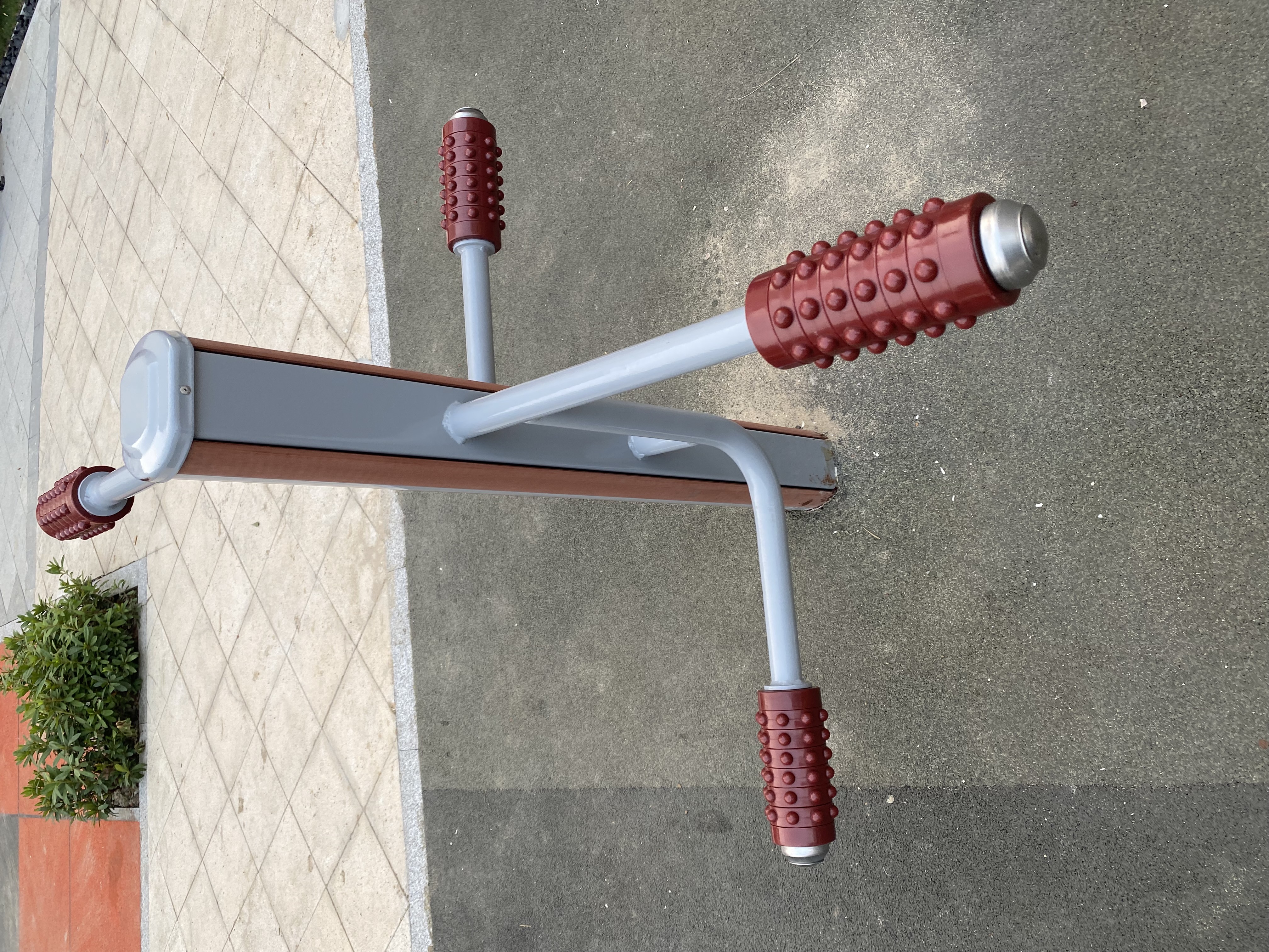 四級壓腿按摩器 四級壓腿按摩器