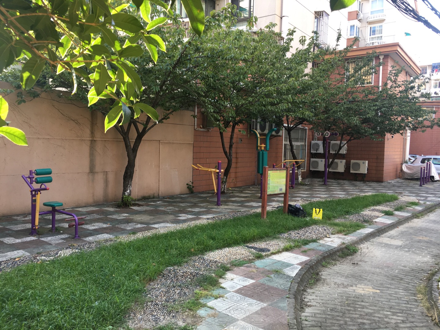 寶城新村居委健身點(diǎn) 3