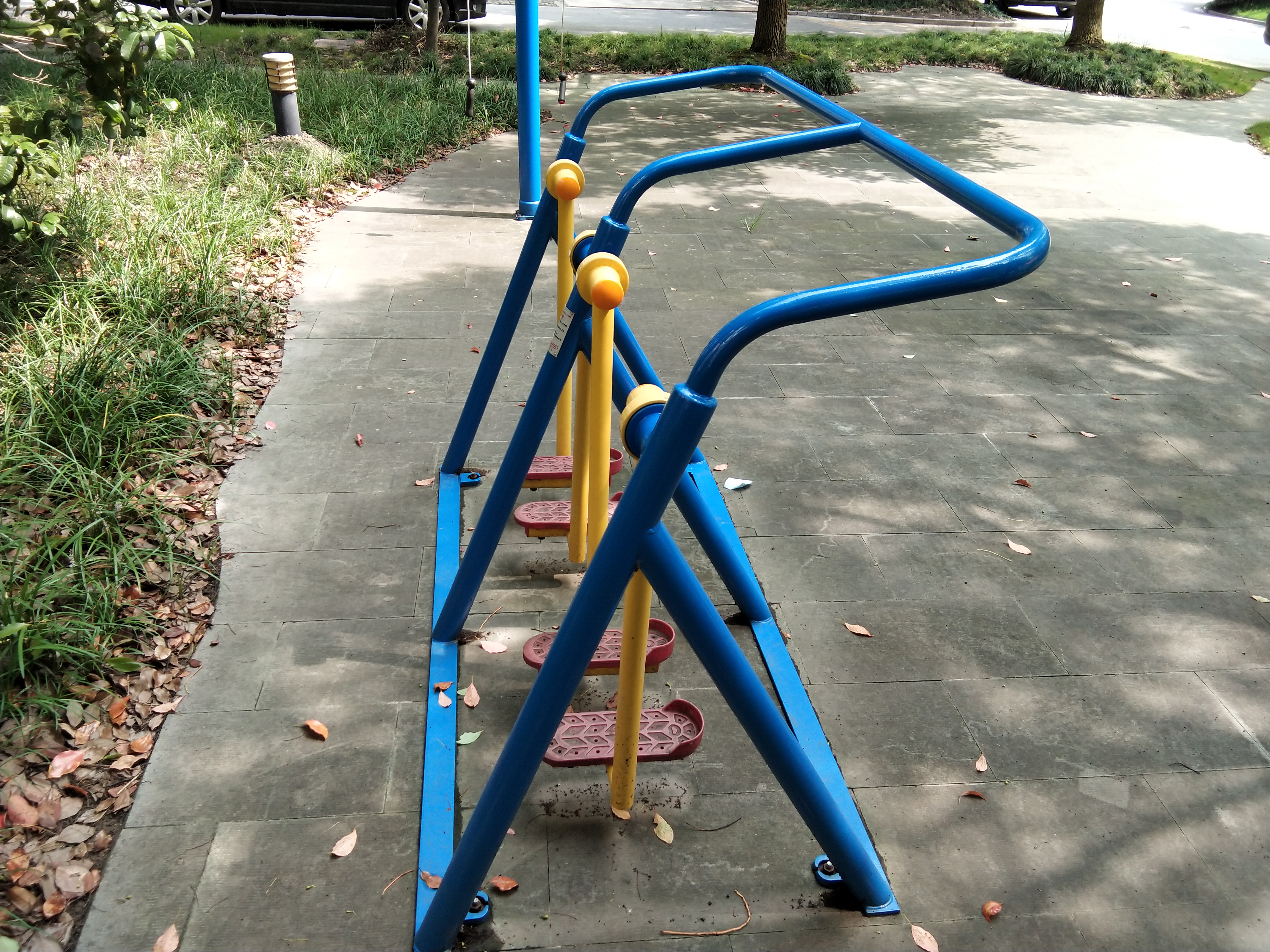 漫步機(jī) 漫步機(jī)