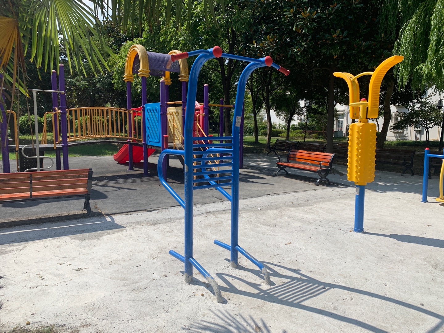 多功能訓(xùn)練器