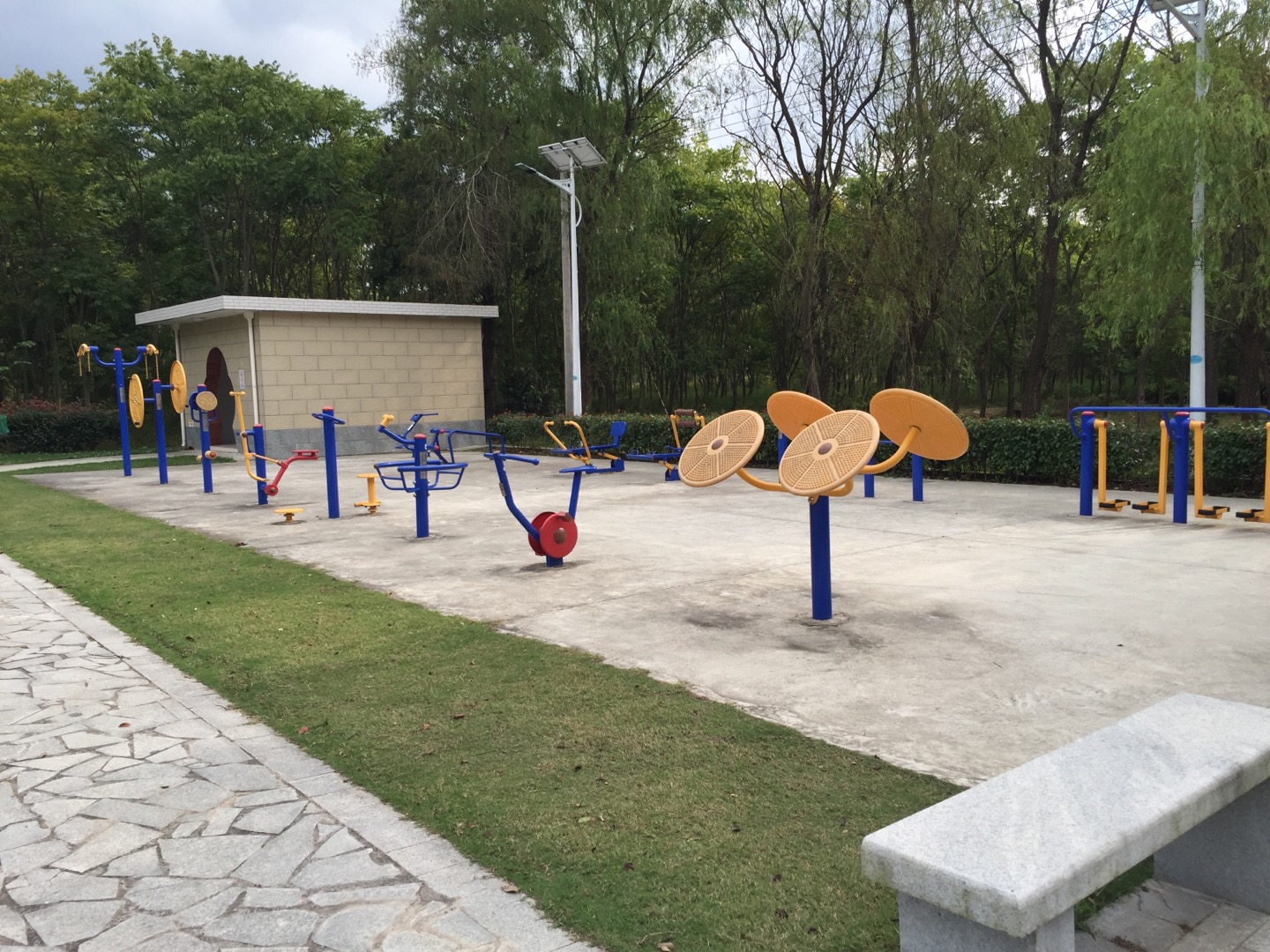 廟鎮(zhèn)江鎮(zhèn)村健身點