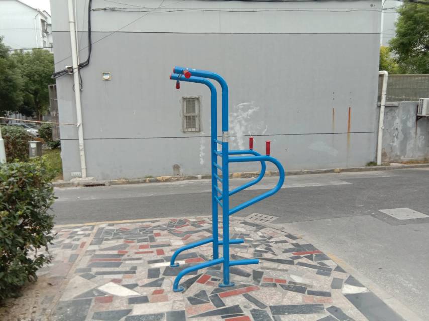 多功能訓(xùn)練器