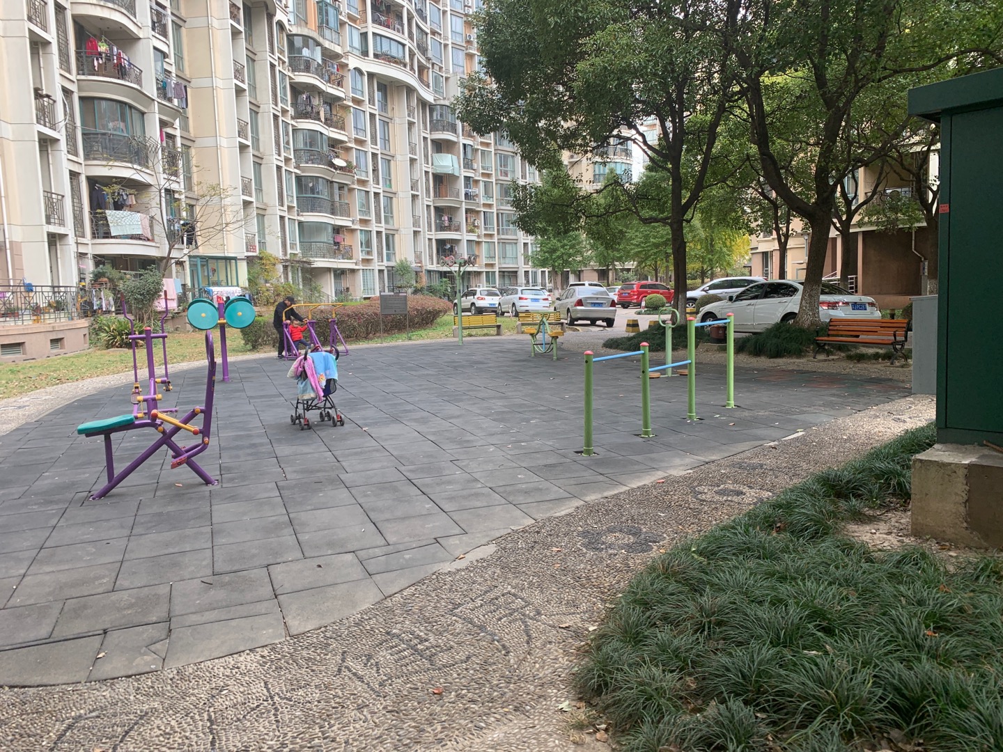 松江區(qū)佘山鎮(zhèn)橫山1號市民益智健身點