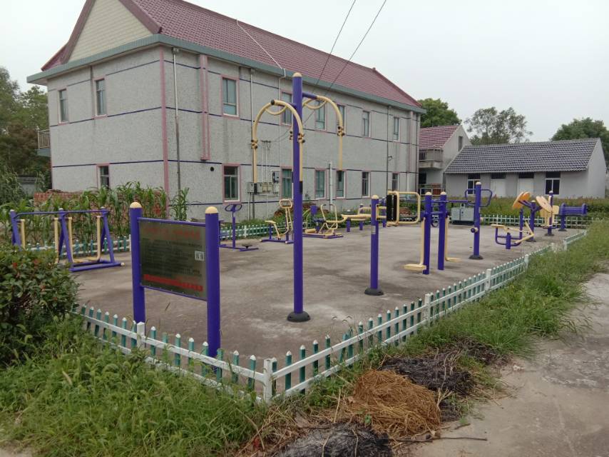 堡鎮(zhèn)四滧村15隊健身點