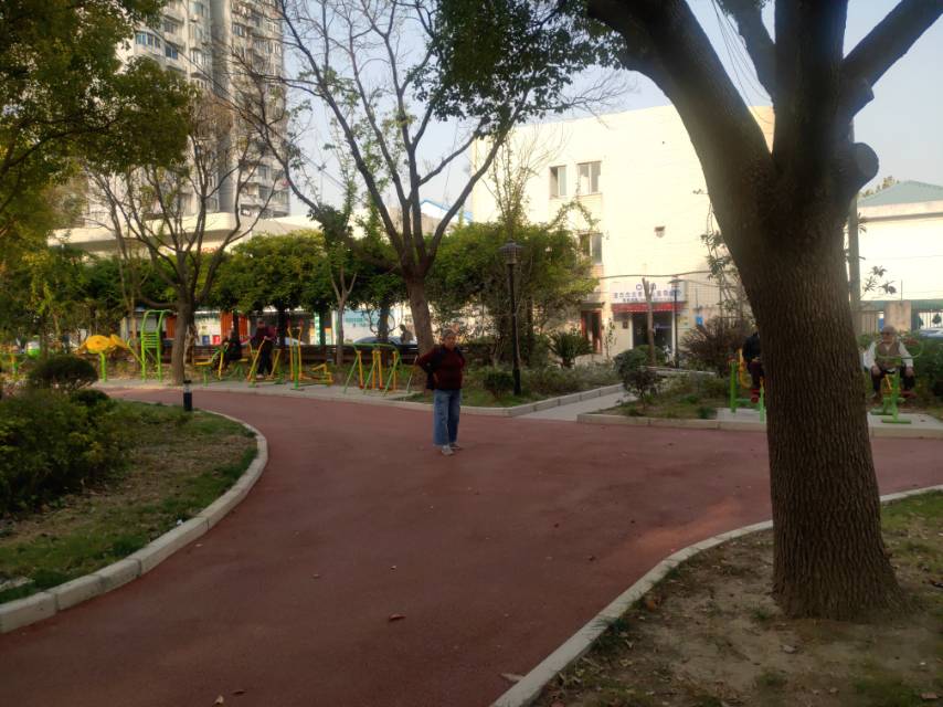 云臺二居委601弄健身點(diǎn)