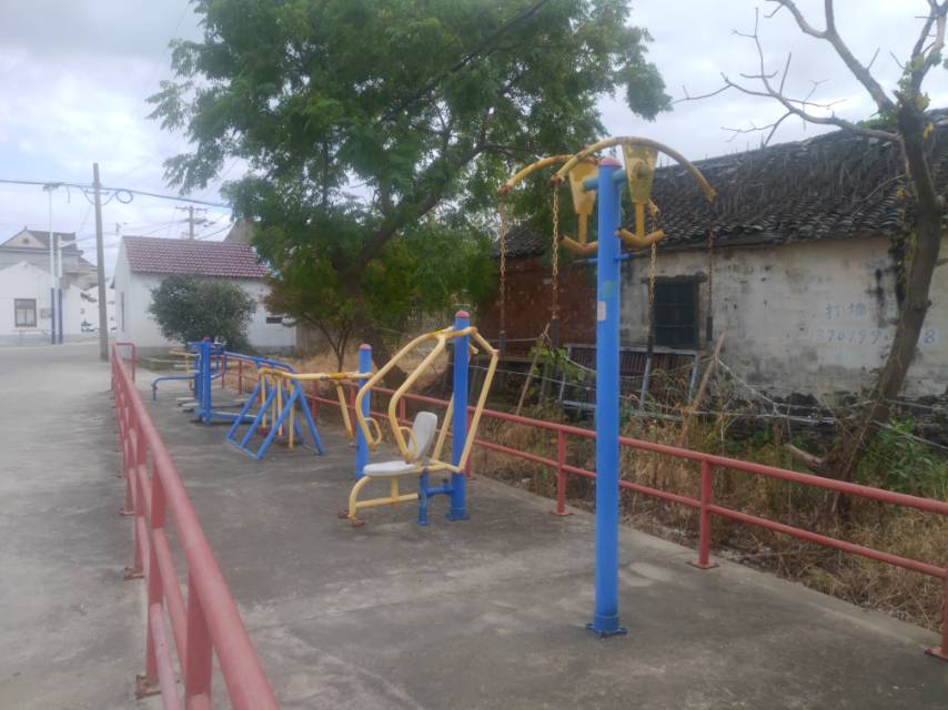 響哃村美麗鄉(xiāng)村健身點1