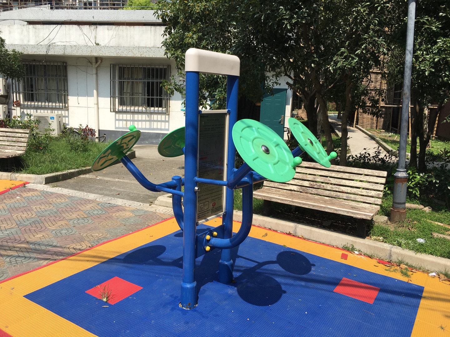 雙立柱前推訓(xùn)練器