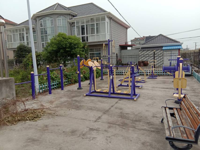 堡鎮(zhèn)四滧村26隊(duì)健身點(diǎn)