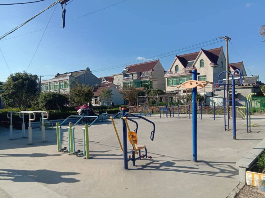 金星村9組倉庫場949號(hào)北健身路徑