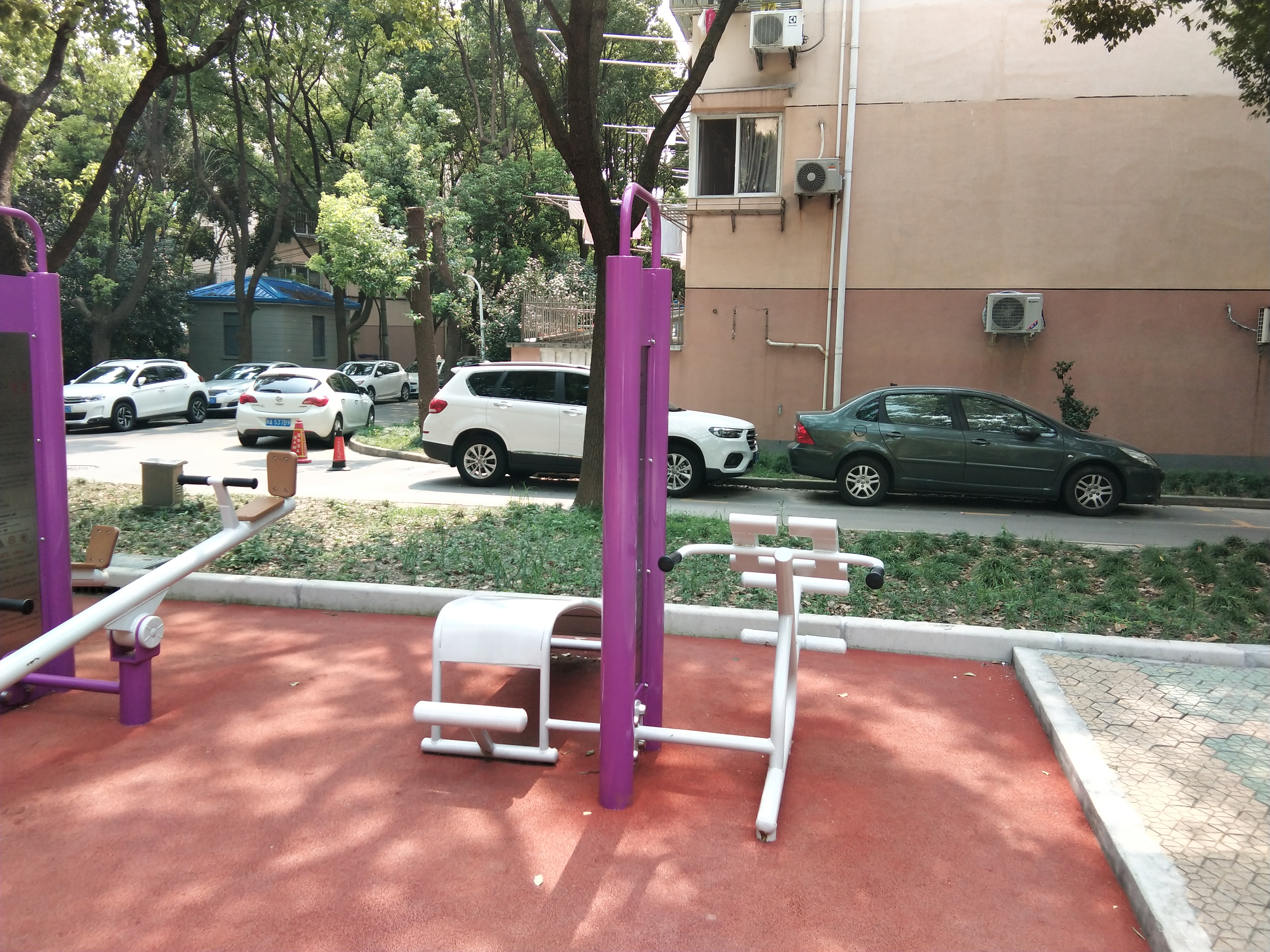 背肌腹肌訓(xùn)練器（兩站位）