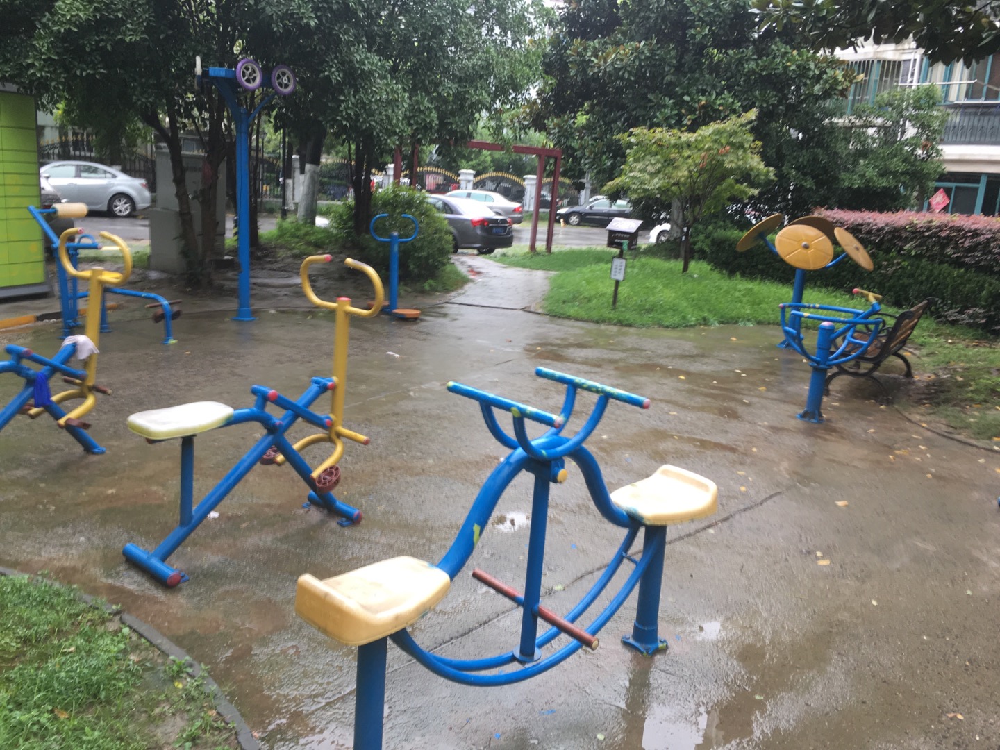 吉鎮(zhèn)社區(qū)健身苑點(diǎn)（2）