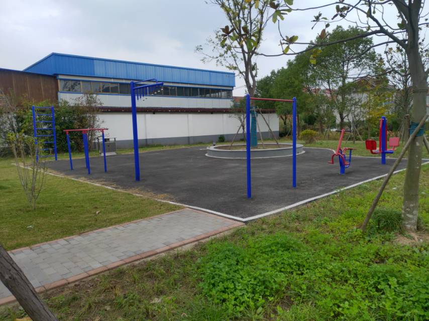 新河鎮(zhèn)新隆村健身點