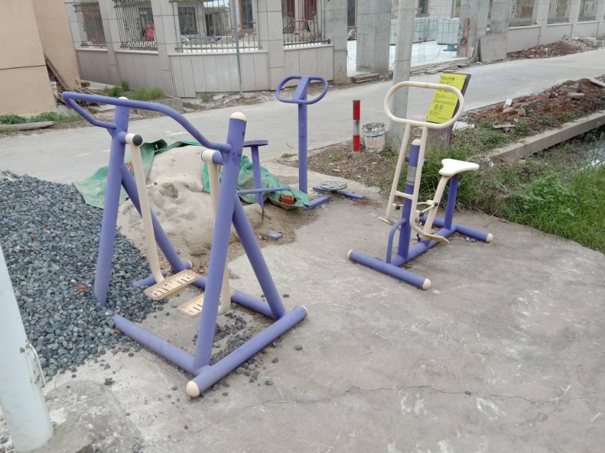 堡鎮(zhèn)瀛南村14組倉庫健身點(diǎn)