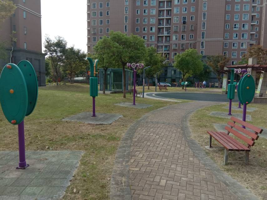 百鳥(niǎo)苑健身苑