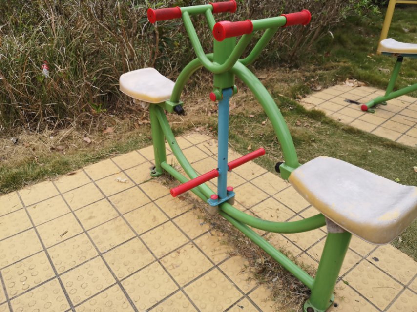 下肢康復(fù)器