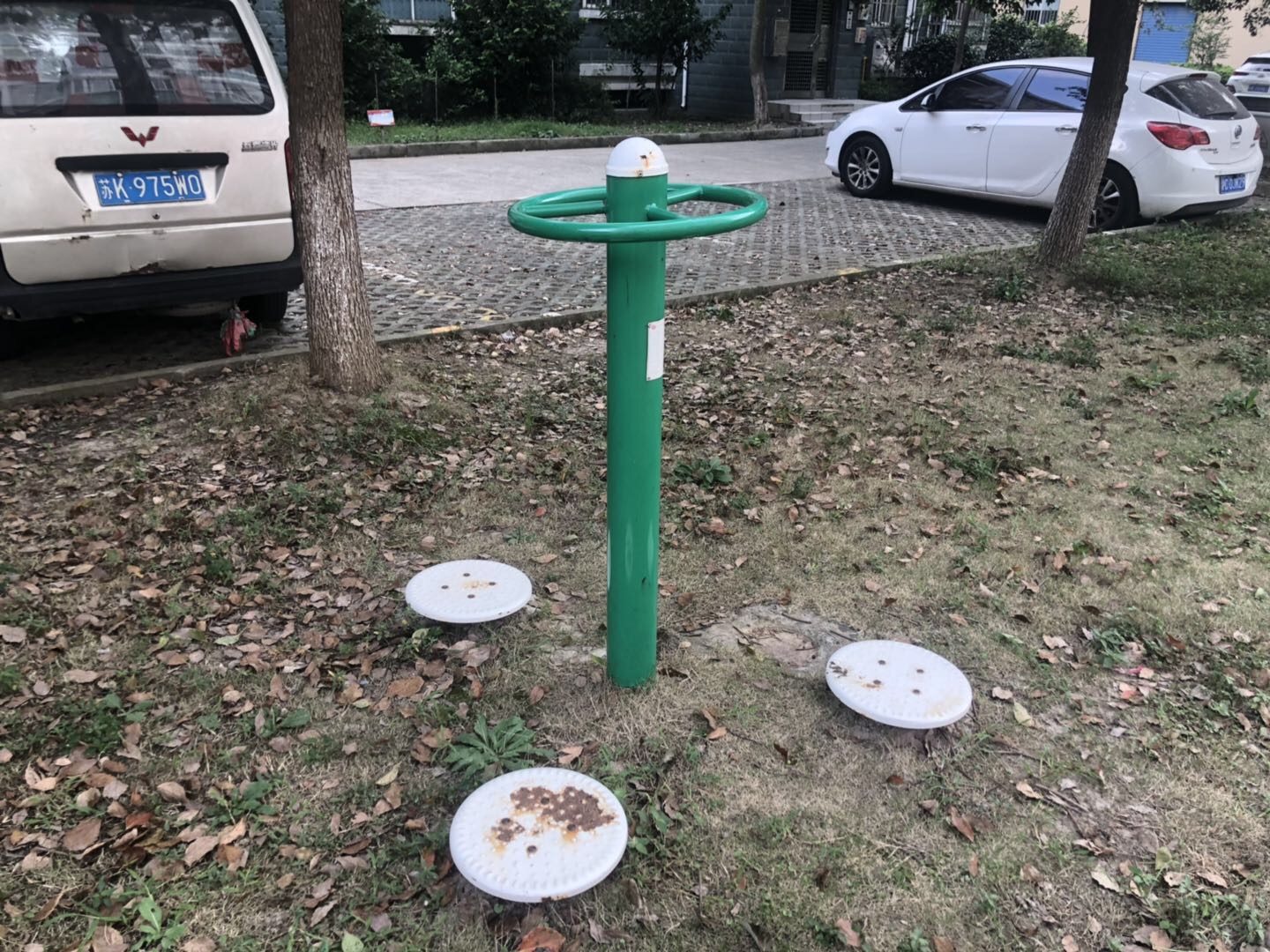 三人轉(zhuǎn)腰器